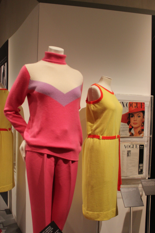 Exhibition display of mannequins dressed in coloured jumpers