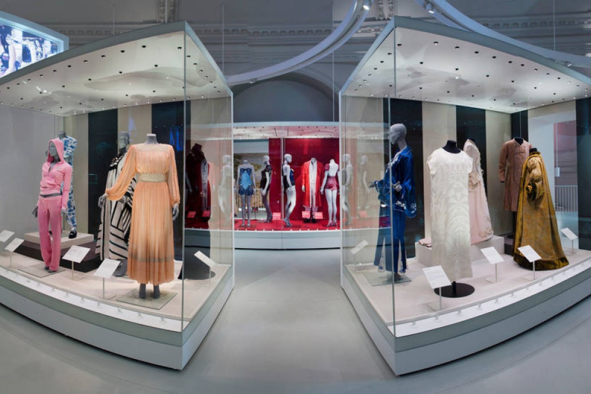 Undressed: A brief history of underwear (Touring) - Exhibiting Fashion