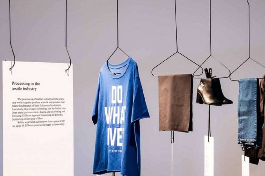 Exhibition display of garments on hangers