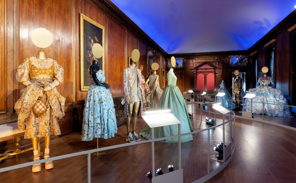 Gallery view showing mannequins wearing historical dress