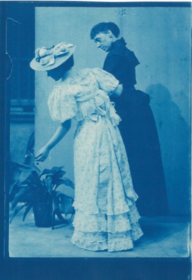 Marion and Maud Sambourne (Sambourne House, Royal Borough of Kensington and Chelsea)
